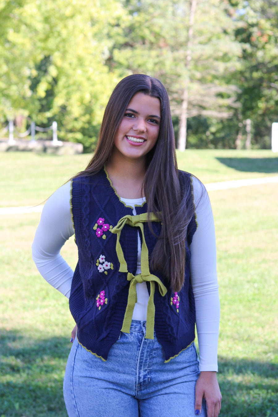 Vera Vest